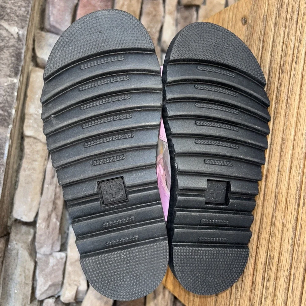 Girl's Sandals Dr. Martens The Klaire Sandal Size 1 Pink New!